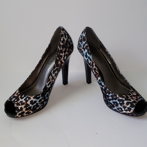 Westies heels - Picture 3 of 6